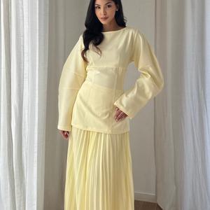Alisse Pleated Skirt Set