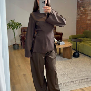 Aurelia Trousers with a belt